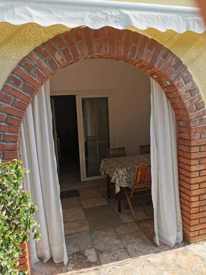 App Carla Apartment Novigrad Istria Exterior foto