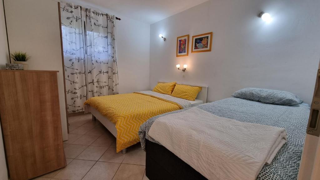App Carla Apartment Novigrad Istria Exterior foto